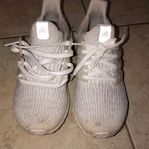 Ultraboost kid size 6.5/ 8 in women’s